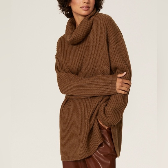 Thakoon | CAMEL Oversized Turtle Neck Sweater - Picture 2 of 5